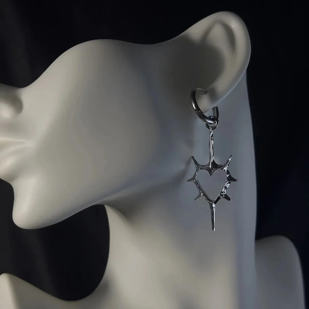 2pcs Punk Rock Hollow Thorns Love Heart Pendant Hoop Earrings for Women Men, Lover Fashion Cool Rivets Spike Earings Jewelry Vera Lux