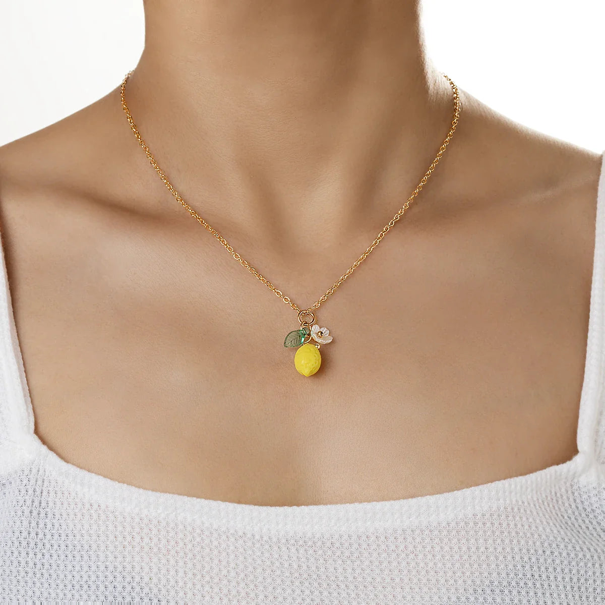 1 exquisite and cute resin lemon flower pendant necklace, simple and versatile, fruit collarbone chain, neck chain Vera Lux