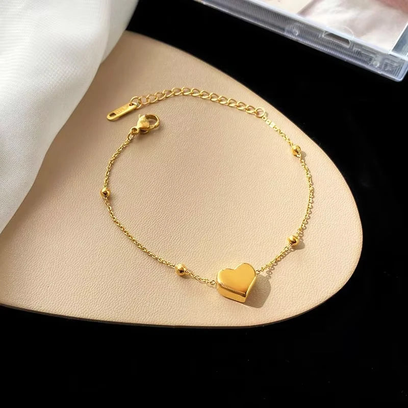 Stainless Steel Simple Fashion Heart Clavicle Chain Necklace For Women Elegant Romantic Choker Pendant Necklaces Jewelr Vera Lux