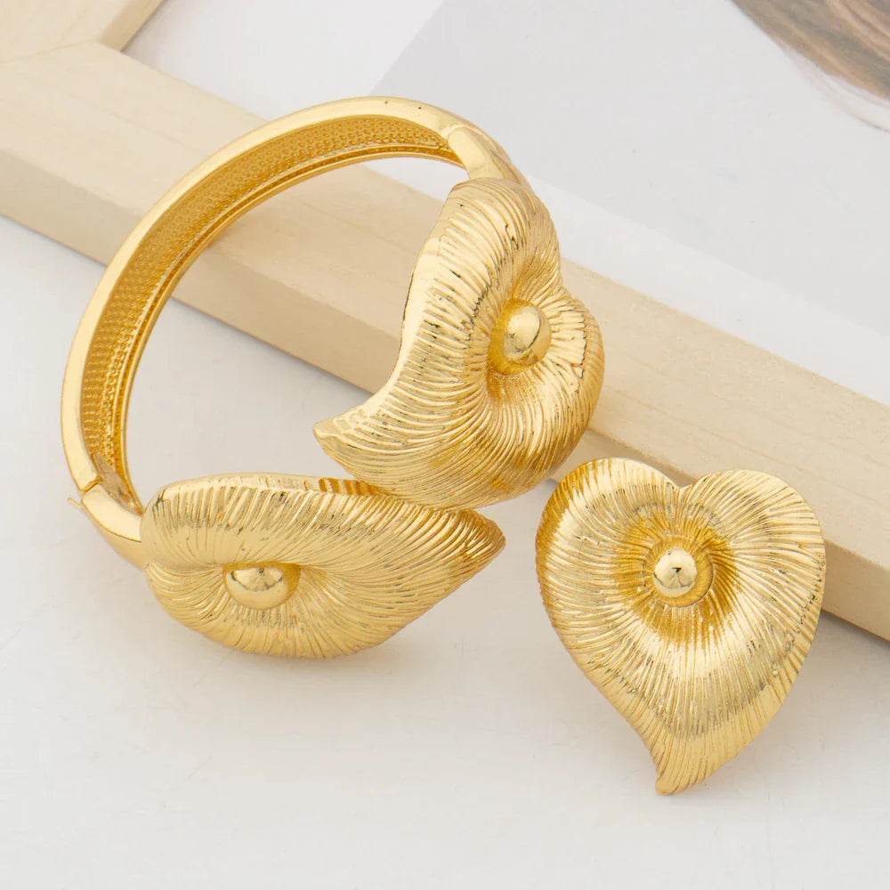 Fashion Women Bangle and Ring Jewelry Set 18k Gold Color Bracelet Cocktail Ring 2Pcs Set for Engagement Party Accessories Gifts Vera Lux