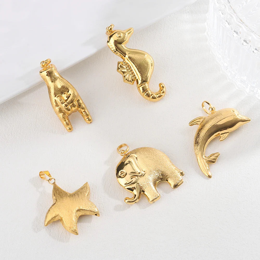 Hot Selling Pendant Africa Map Pendant Necklace Women Men Gold Plated Wholesale Fashion Stackable Jewelry Daily Wear Party Gift Vera Lux