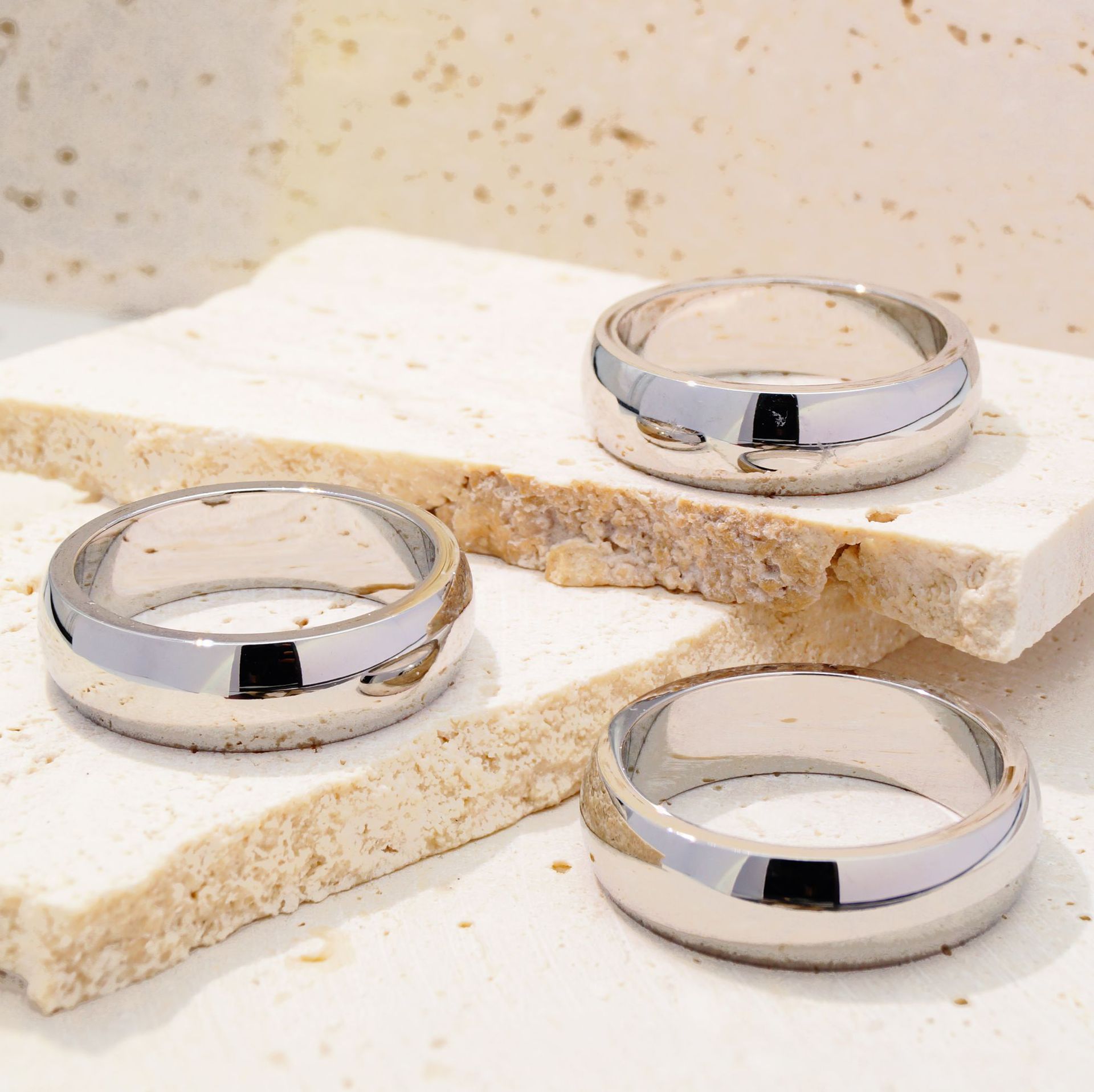 Titanium Steel Ring For Women Polished Surface Vera Lux