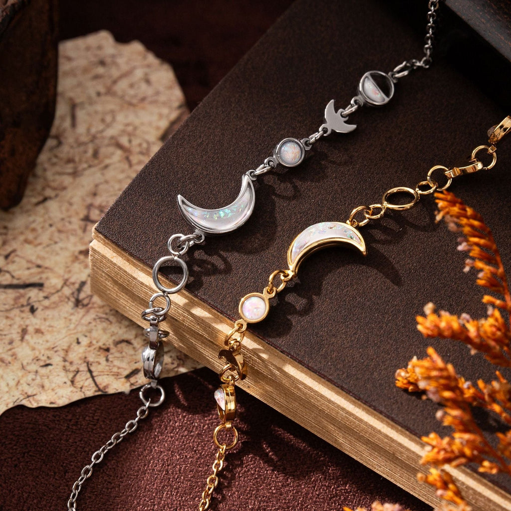 18k gold moon crescent gold-plated silver bracelet Vera Lux