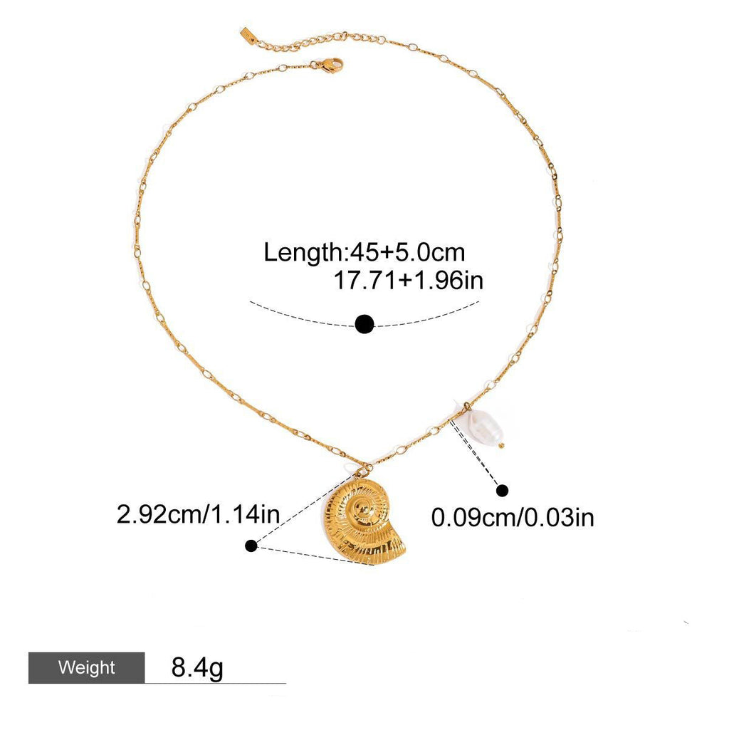 18K gold conch-shaped necklace with pearl design Vera Lux
