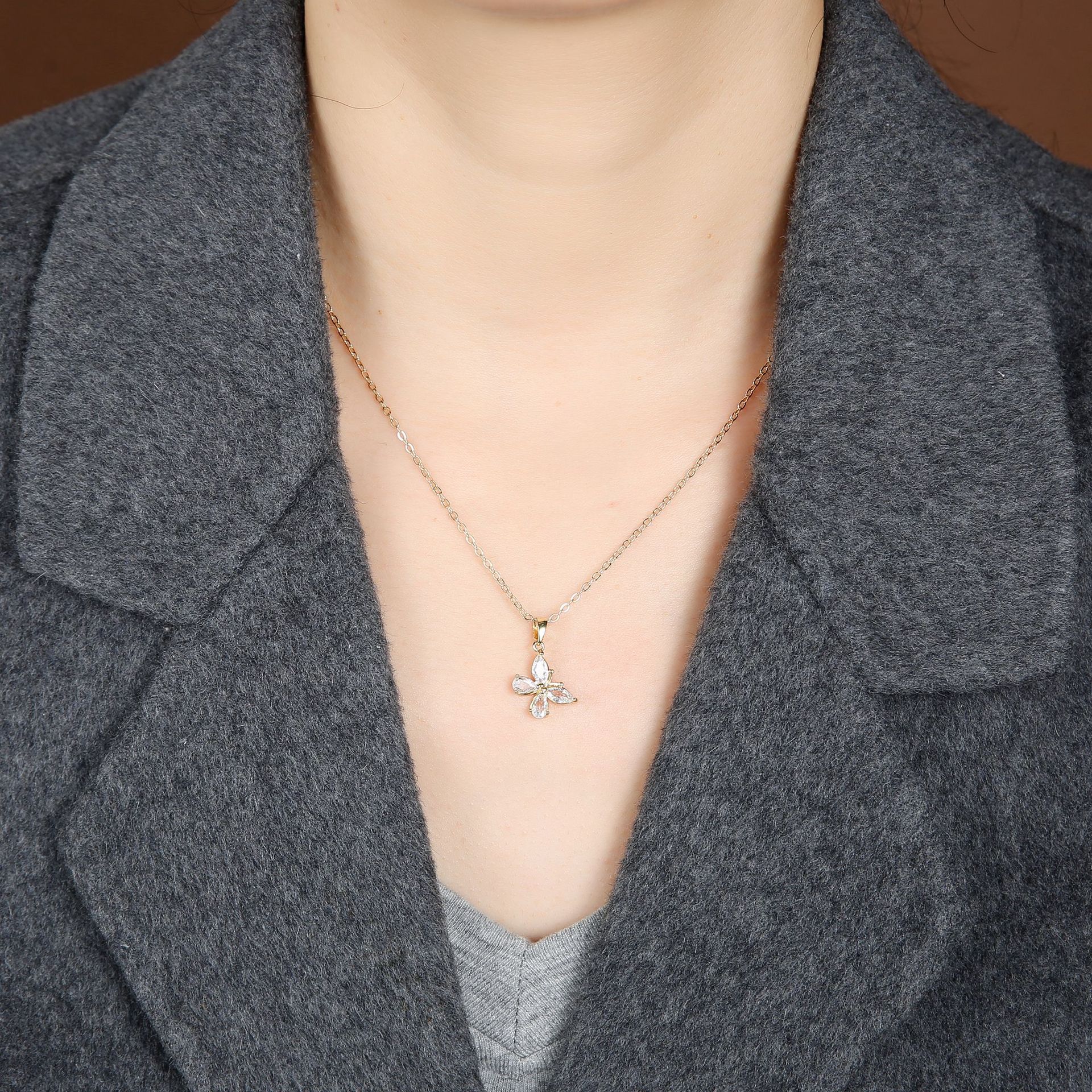 Niche Design Light Luxury Collarbone Chain For Women Vera Lux
