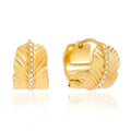 18K gold leaf-patterned stud earrings with white diamonds Vera Lux