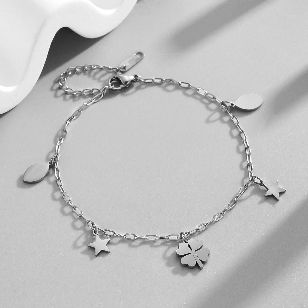 18k gold-plated four-petal bell flower pendant titanium steel anklet Vera Lux
