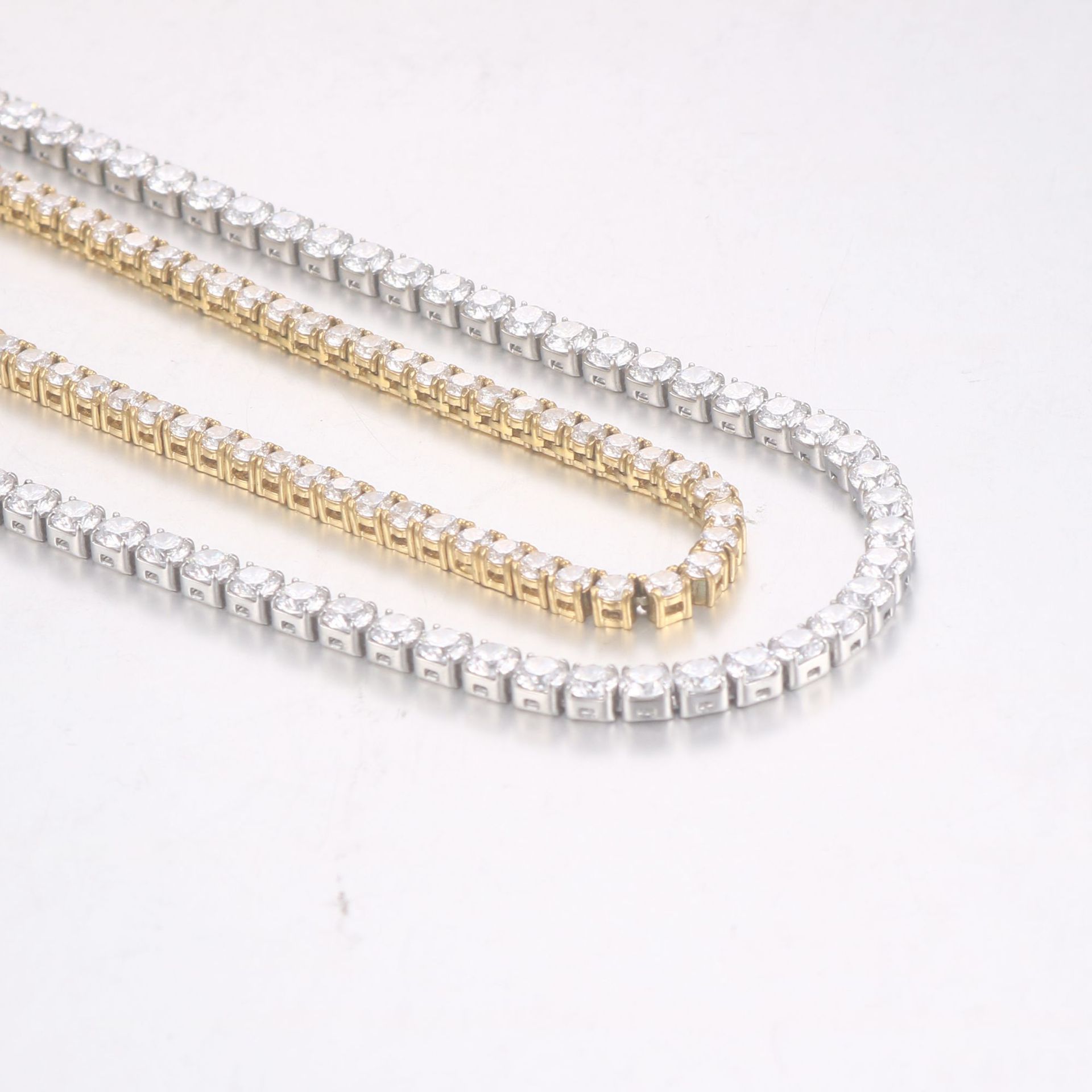 Mens And Womens Brick-link Diamond-encrusted Stainless Steel Vera Lux