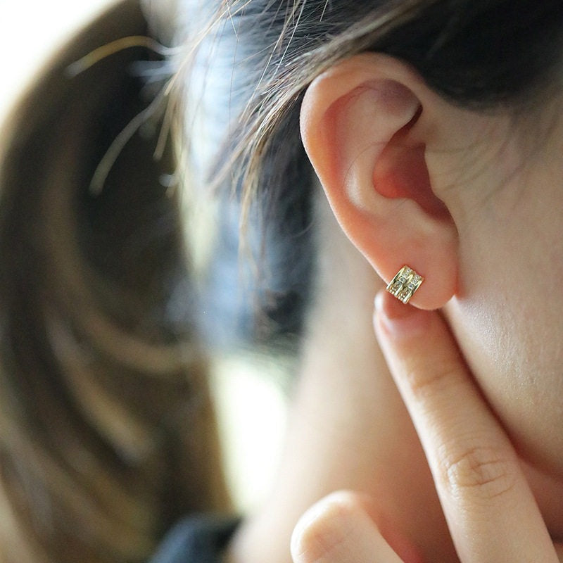 Exquisite And Understatedly Luxurious Womens Ear Clips Vera Lux
