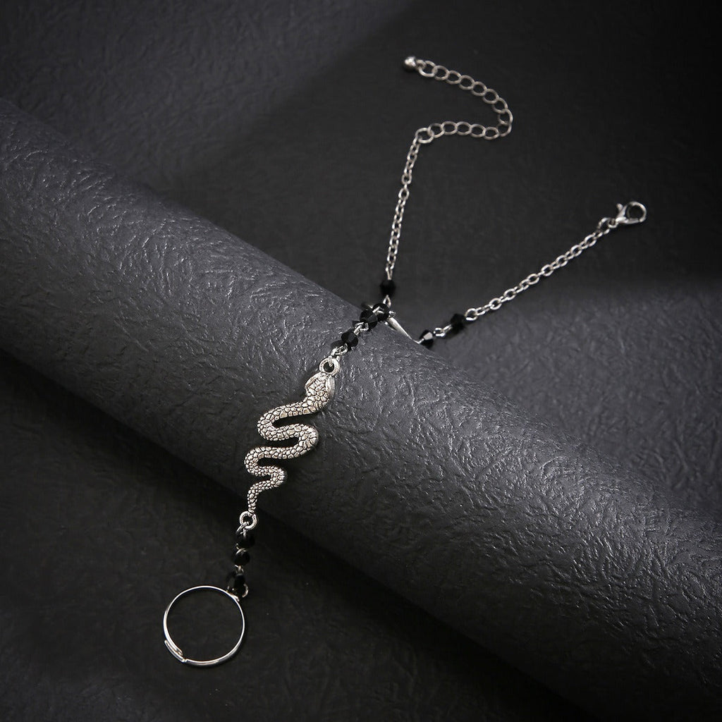 Punk Snake Sweet and Cool Finger Bracelet Vera Lux