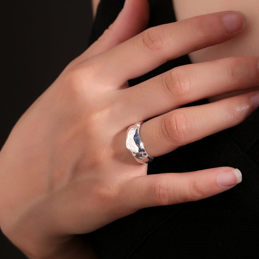 Women's Retro Punk Index Finger Ring Vera Lux