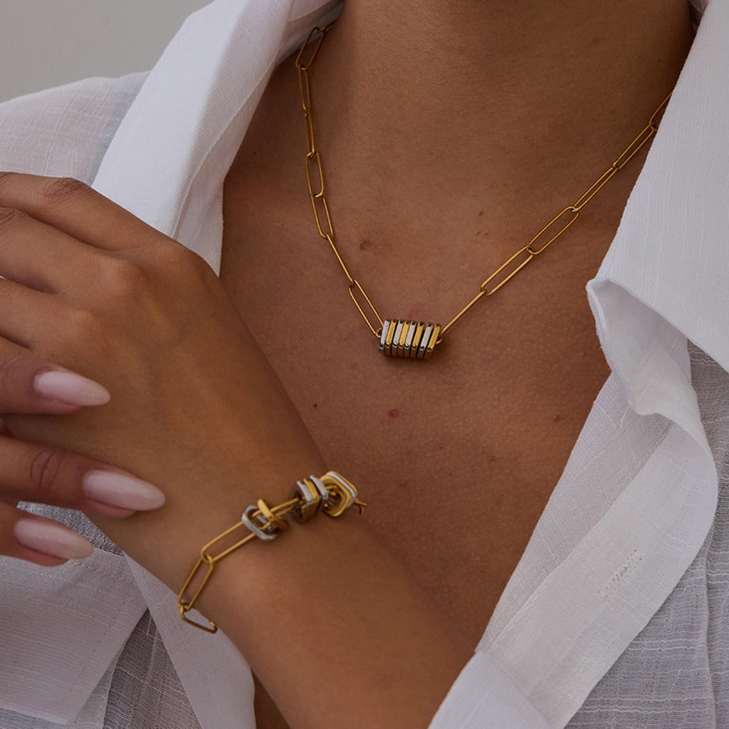 Titanium steel necklace light luxury clavicle chain bracelet Vera Lux