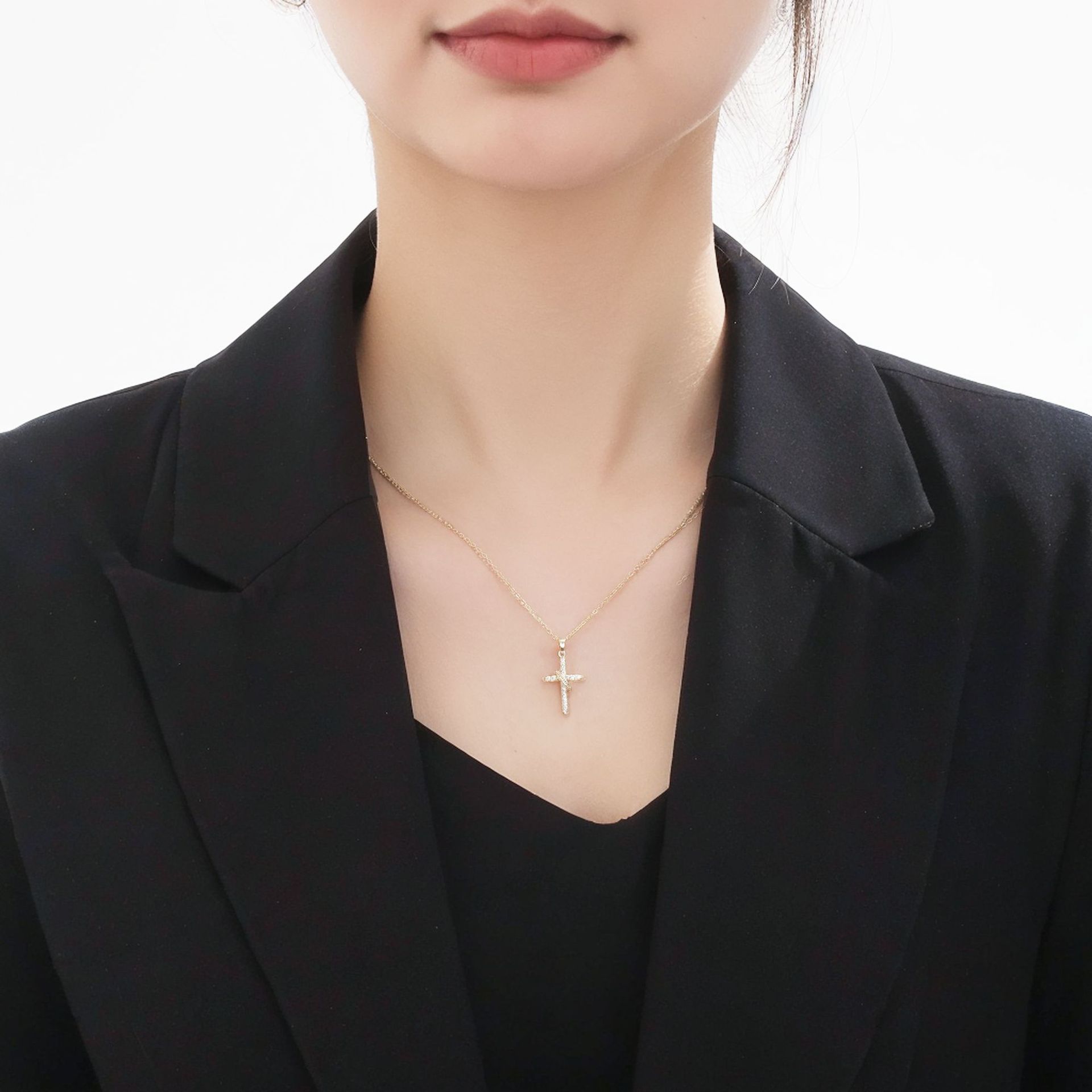Simple Cross Pendant Necklace For Women Vera Lux