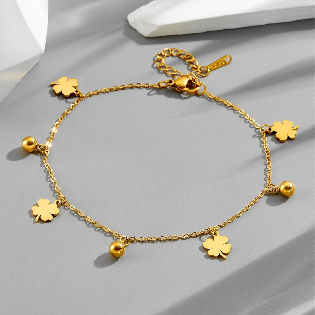 Gold Four-Leaf Clover Luxury Bracelet Vera Lux