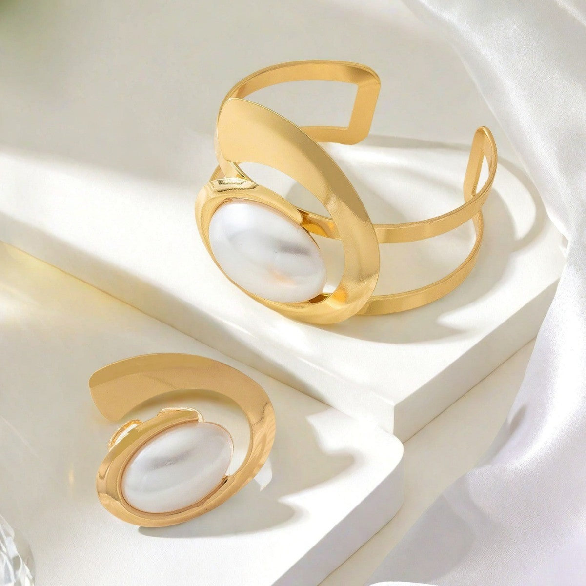 Women's Fashion Bracelet And Ring Set Vera Lux