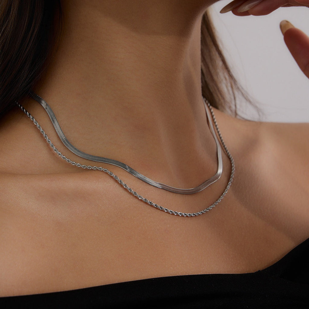 Double chain design simple personality necklace Vera Lux