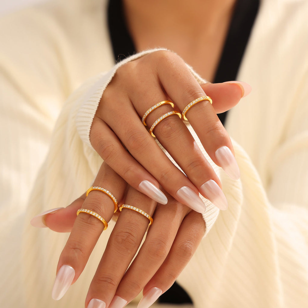 European And American-style Zircon Petite Ring Stackable Vera Lux