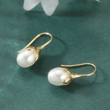 High-end Australian White Shell Pearl Earrings Vera Lux