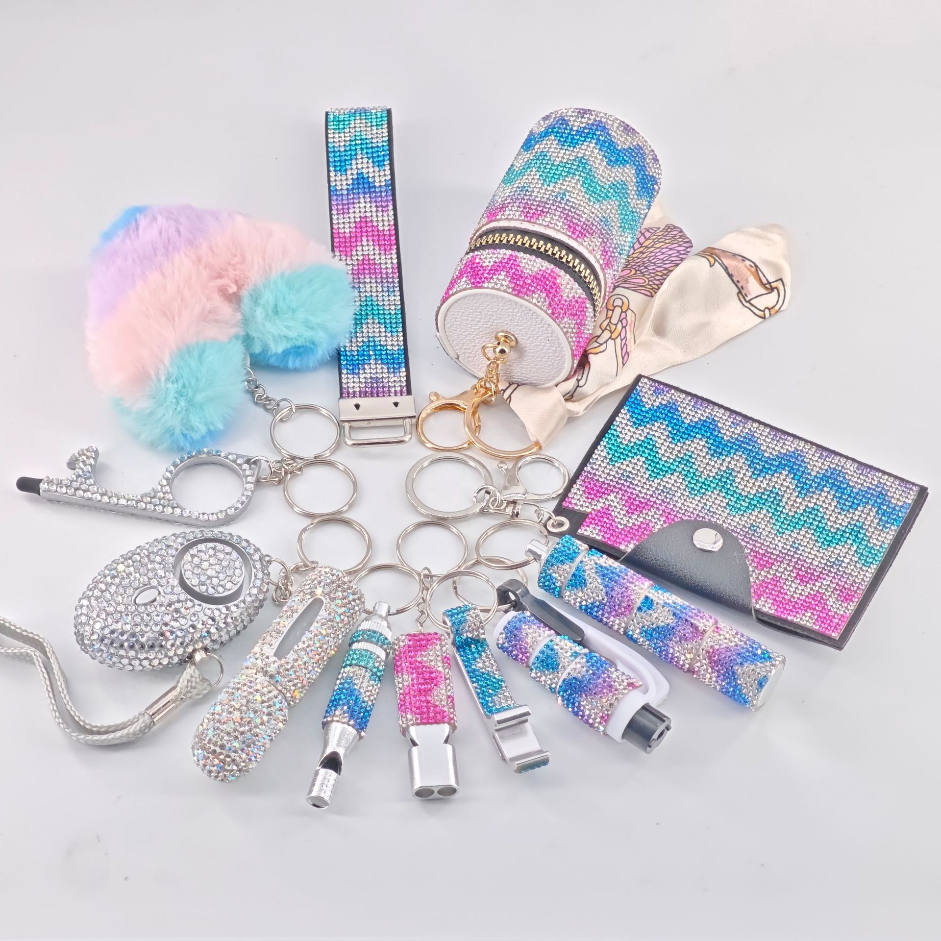 Multifunctional Portable Womens 12-Piece Keychain Set Vera Lux