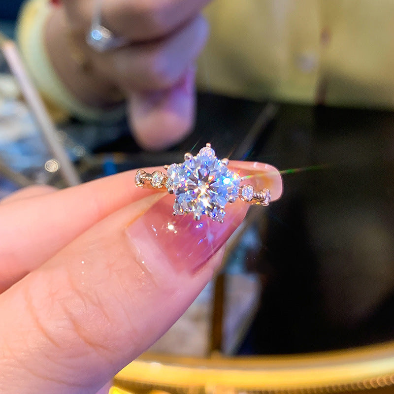 Starry Six-Prong Snowflake High-End Ring For Women Vera Lux