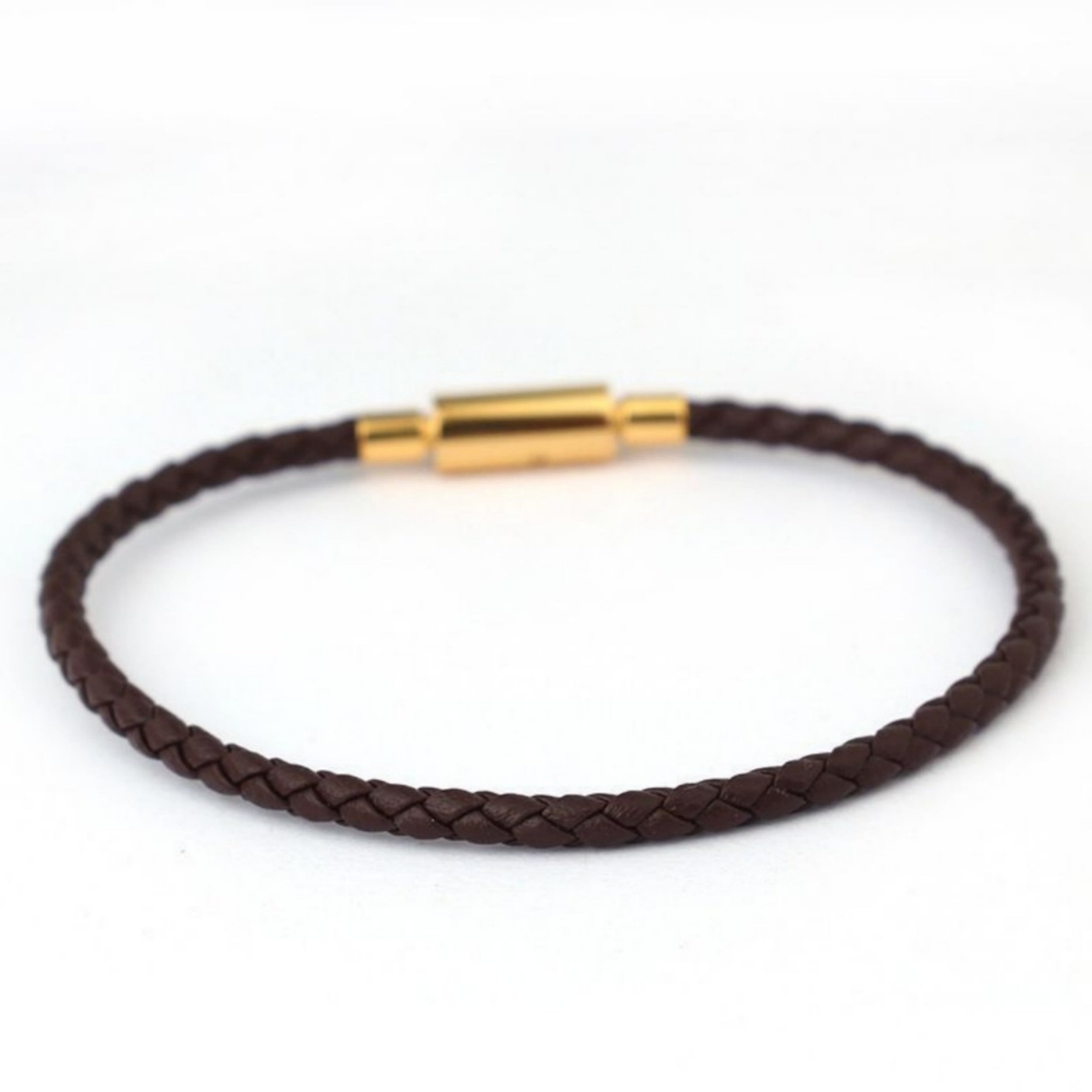 3.0mm Stainless Steel Leather Cord Bracelet With A Single Buckle And Wear-resistant Edging Vera Lux