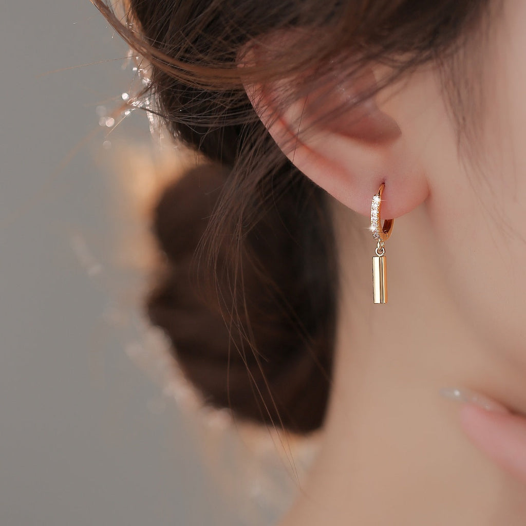 Cylindrical Geometric Niche Light-luxury Ear Clips Vera Lux
