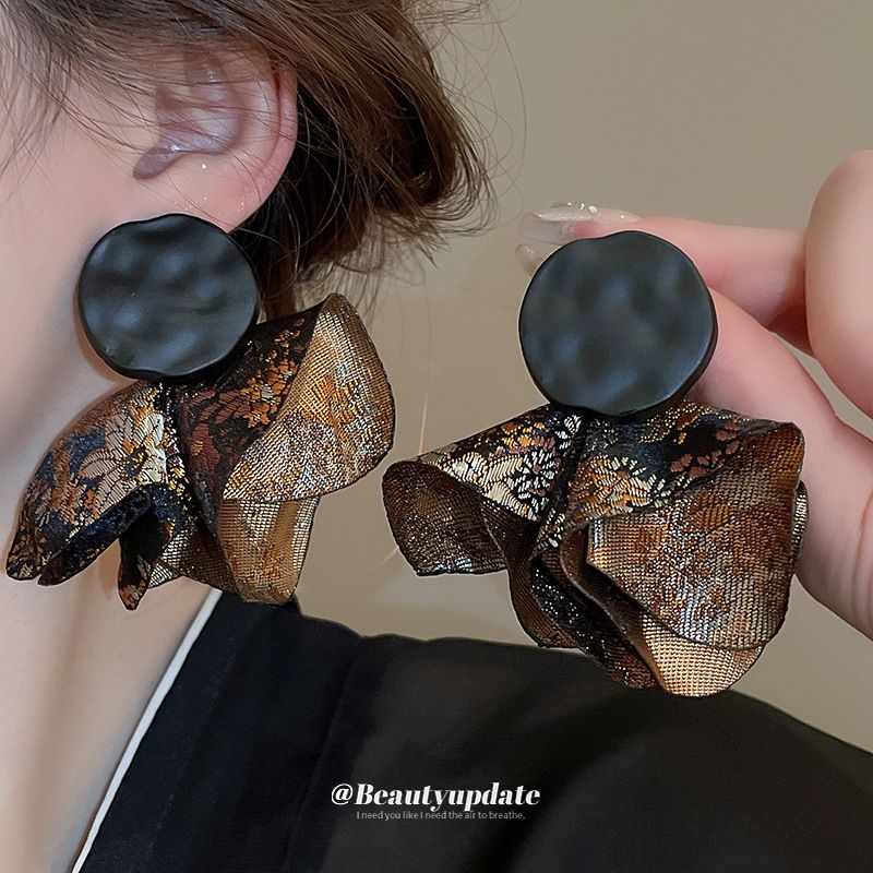 Silver Post Pleated Round Petal Earrings, New Chinese Retro Dangles, Niche Elegant National Trend Jewelry Vera Lux