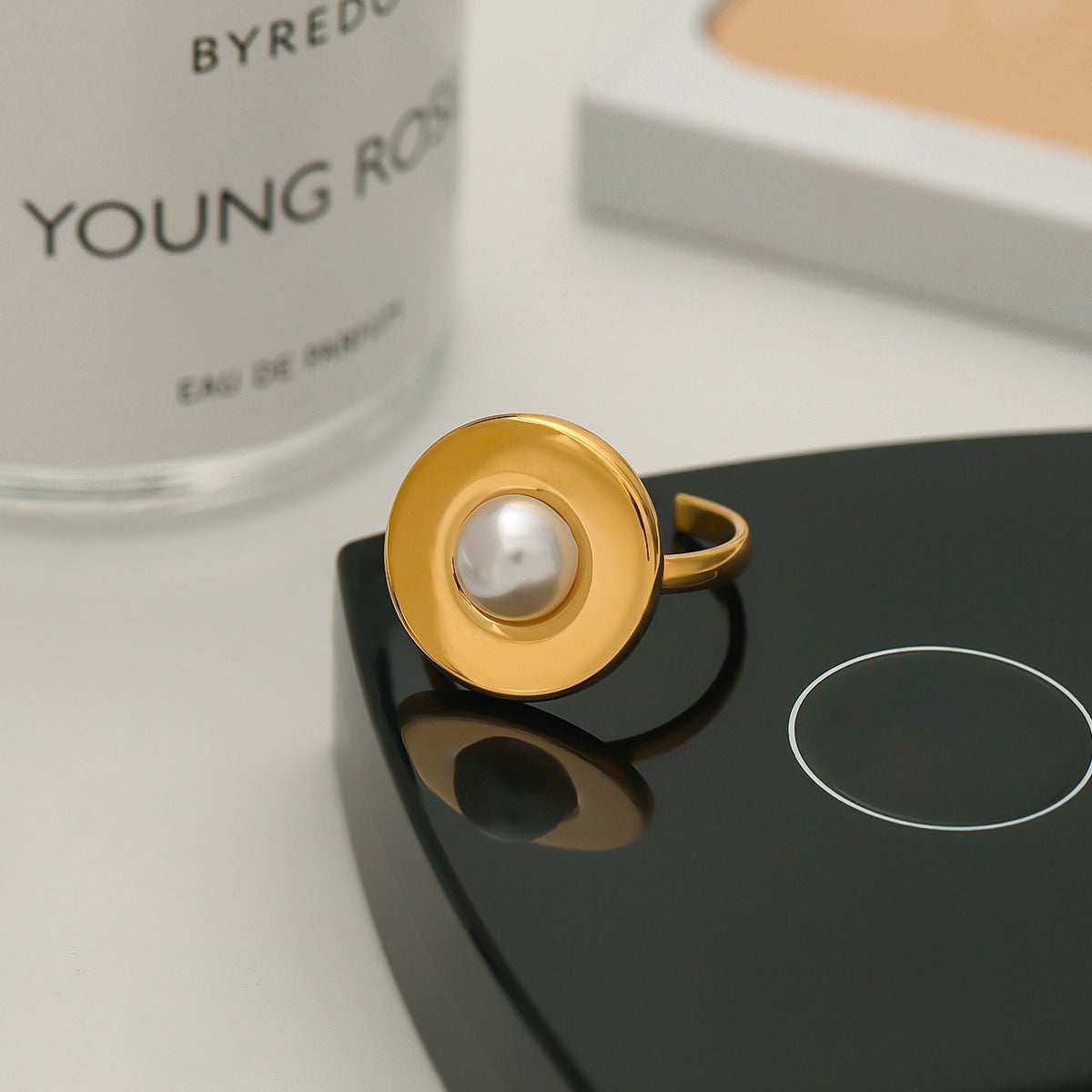 18k gold titanium steel pearl ring Vera Lux