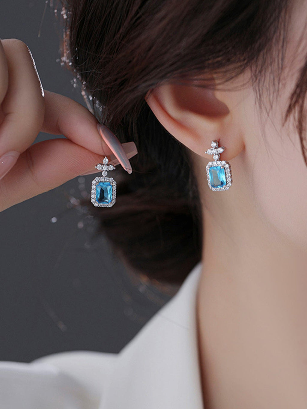 Elegant Chic French-Style High-End Earrings For Women Vera Lux