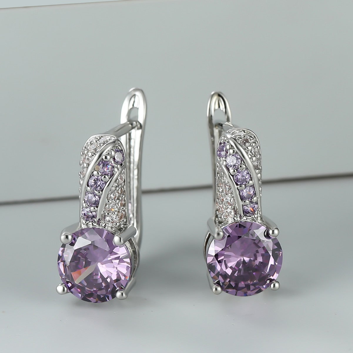 AutumnWinter Accessories White K-Gold Inlaid Round Amethyst Ear Clips Vera Lux