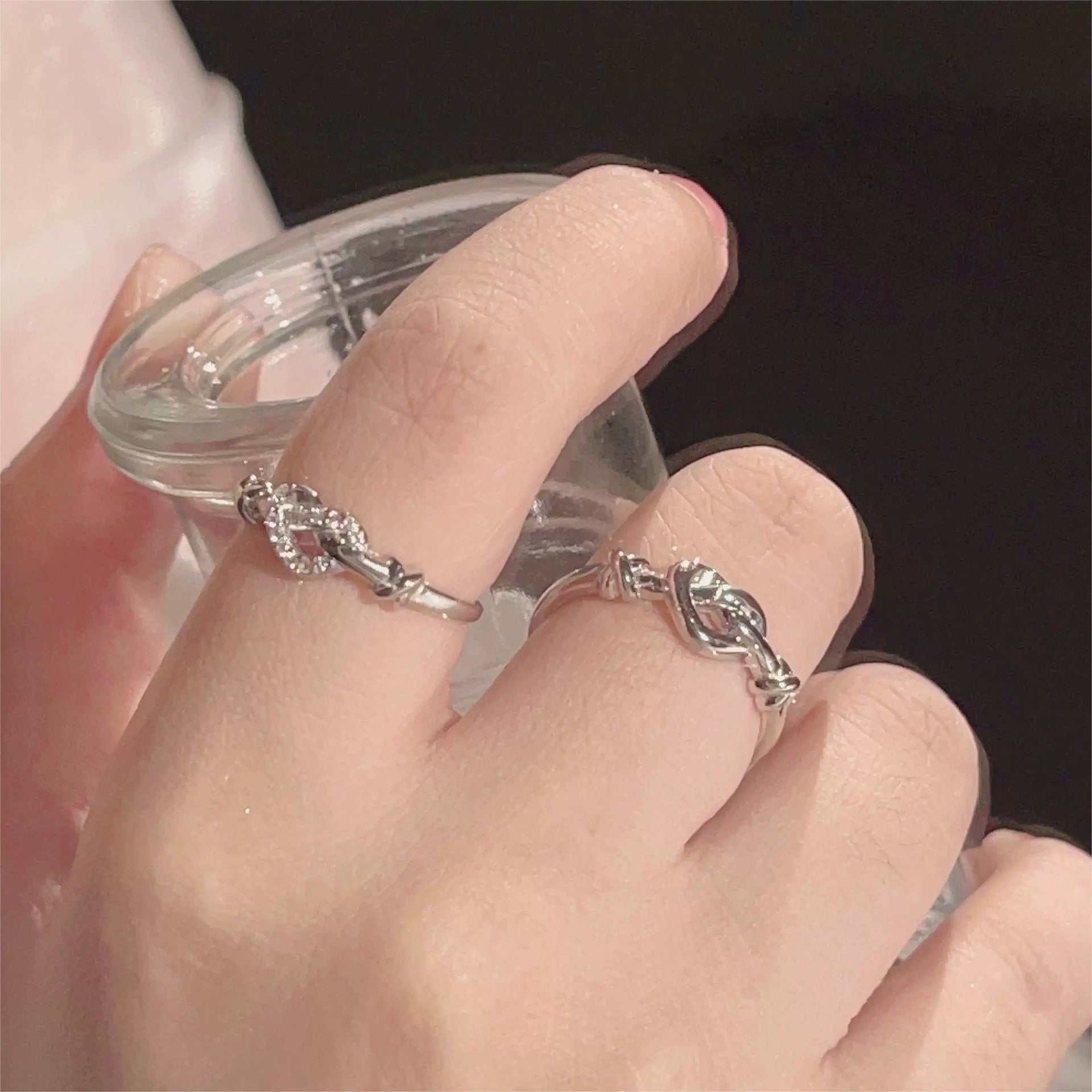 Love Heart Couple Rings For Men & Women, Simple Twin Knot Fashion Light Luxury Gift Vera Lux