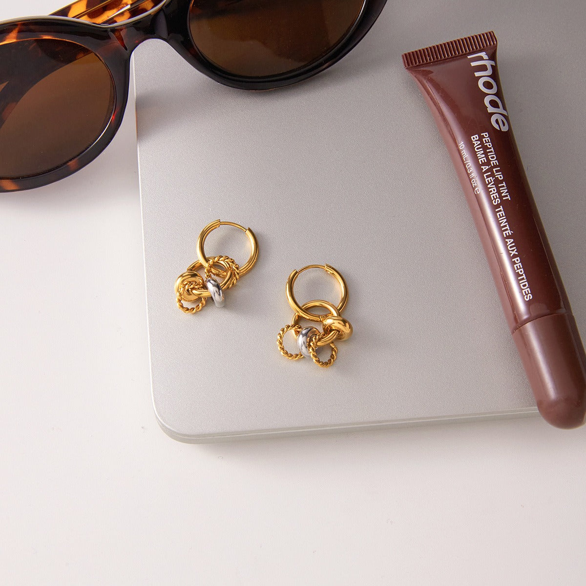 18K gold lightweight luxury hoop earrings Vera Lux