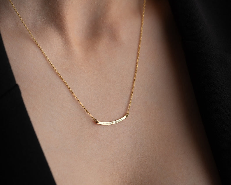 Customized Curved Bar Name Necklace Vera Lux