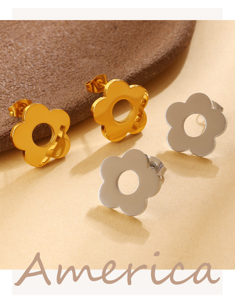 Fresh And Sweet, Versatile And Elegant, Smooth Surface Flower Stud Earrings For Women, Made Of Stainless Steel, Featuring A Unique And Niche Style, Suitable For Daily Wear. Vera Lux
