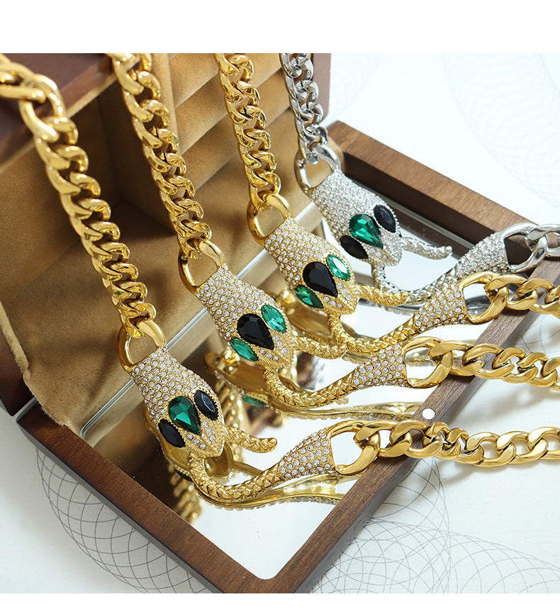 18K Gold Fashion Exquisite Snake Head Design Versatile Necklace Vera Lux