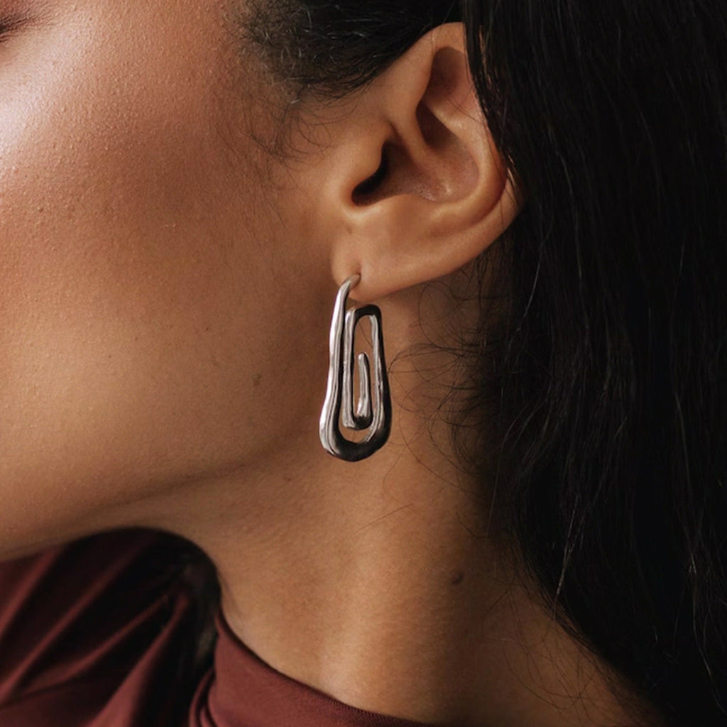 Threaded and hollow design, simple and elegant earrings Vera Lux