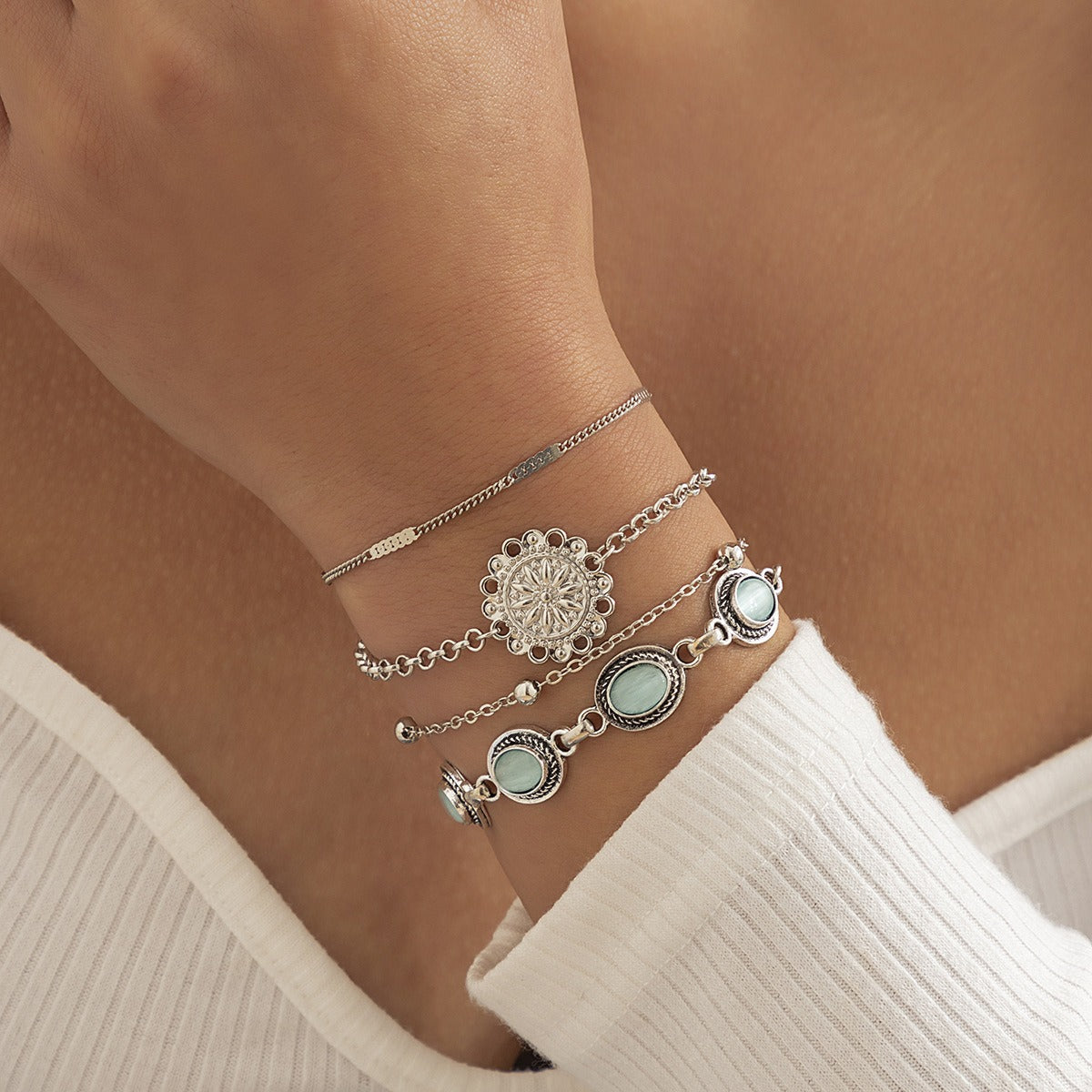 Ethnic style flower disc cat's eye gold retro bracelet Vera Lux