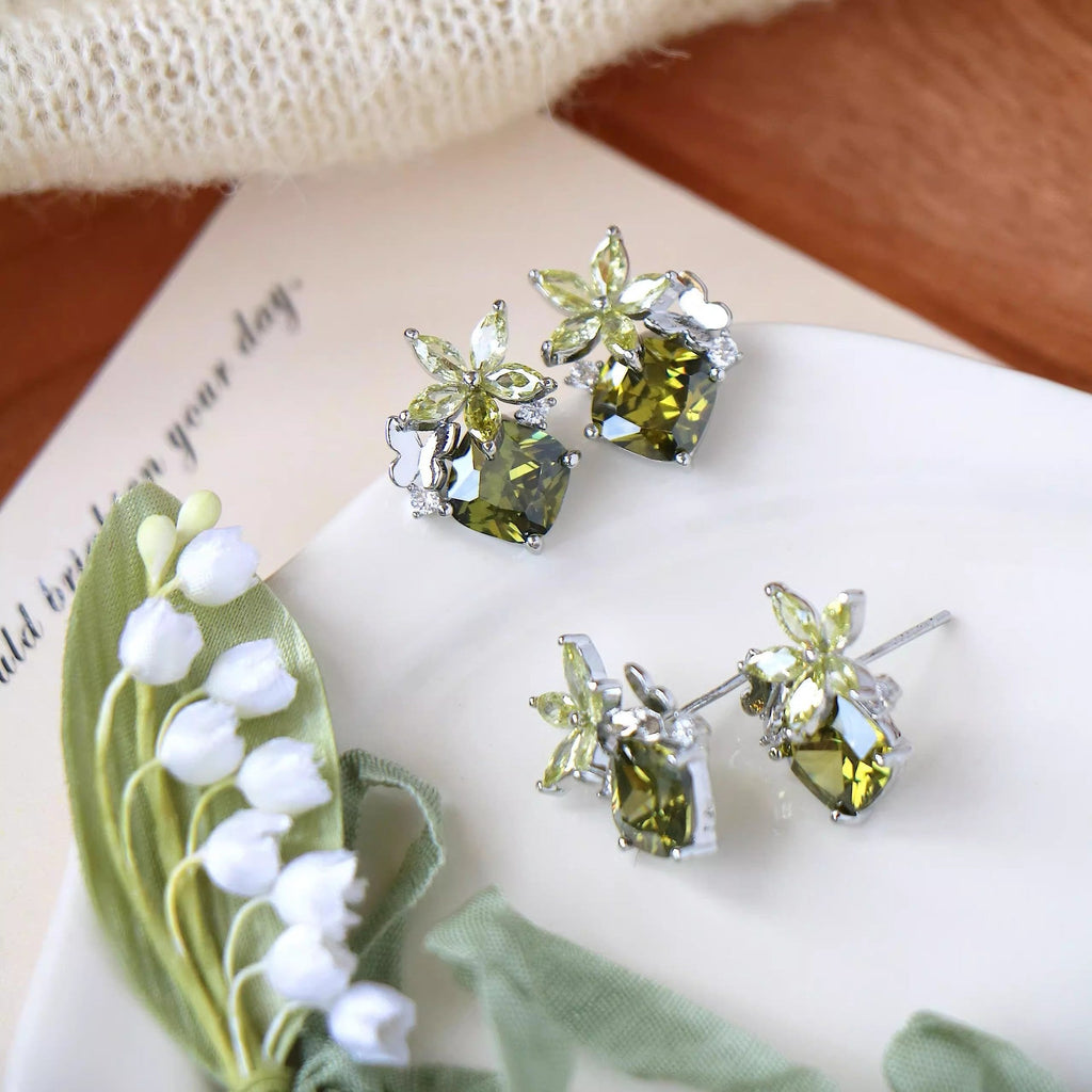 French-style Retro Elegant Exquisite Olive Green Zircon Stud Earrings Vera Lux