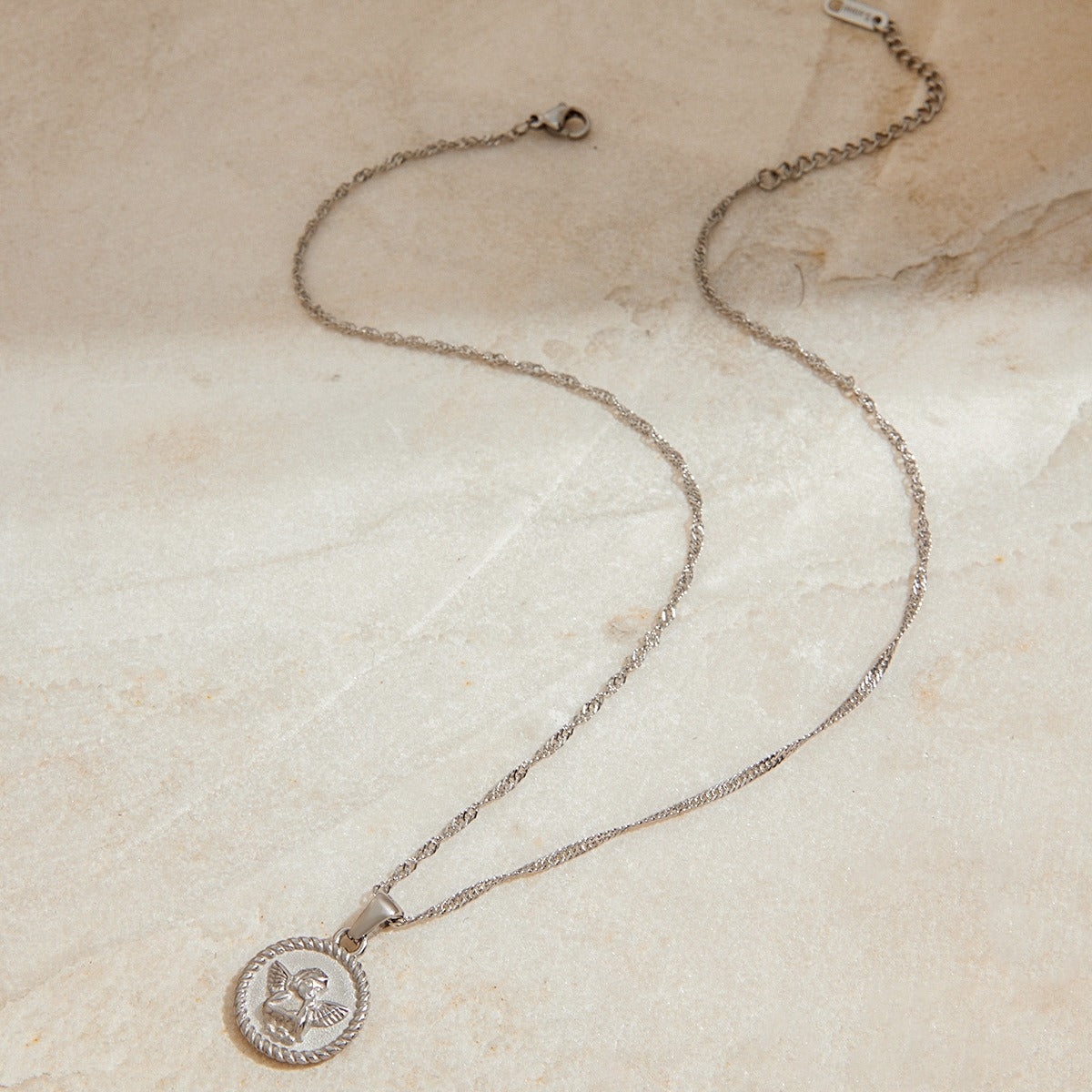 Round necklace with angel pattern design, classic and fashionable Vera Lux