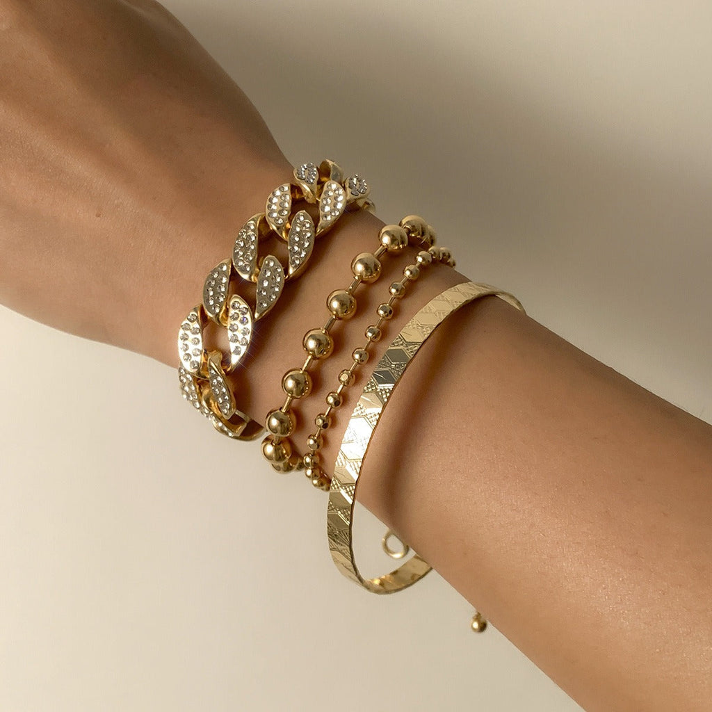 Diamond-studded Cuban buckle bracelet Hip-hop personalized round bead chain pattern bracelet set Vera Lux