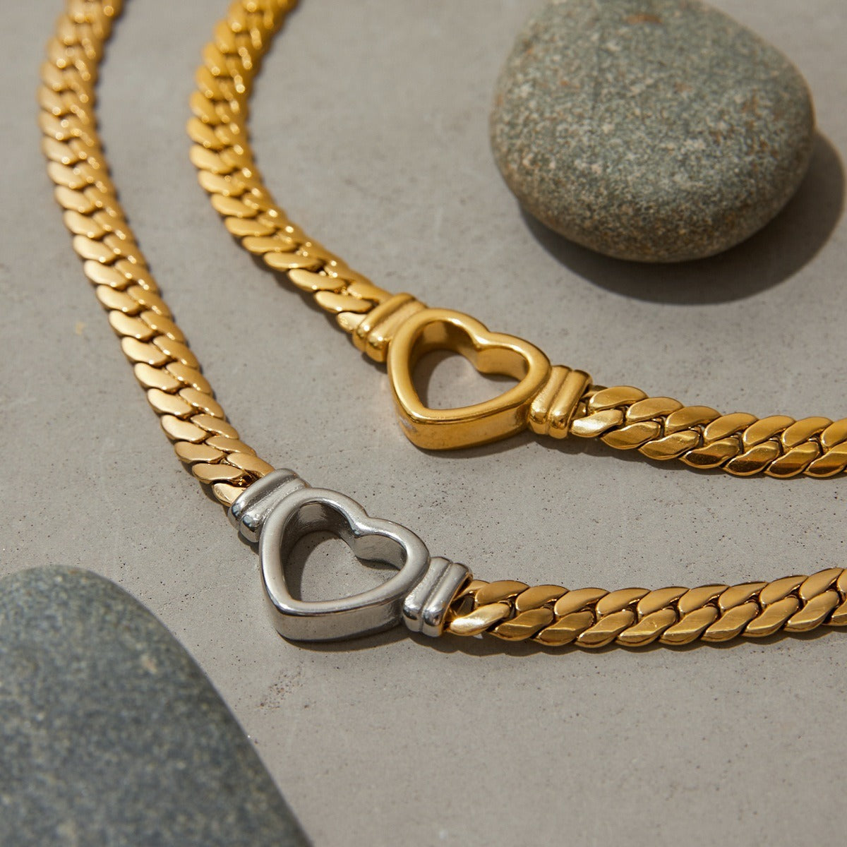 18K Gold Hollow Heart Design Trendy Personalized Necklace Vera Lux