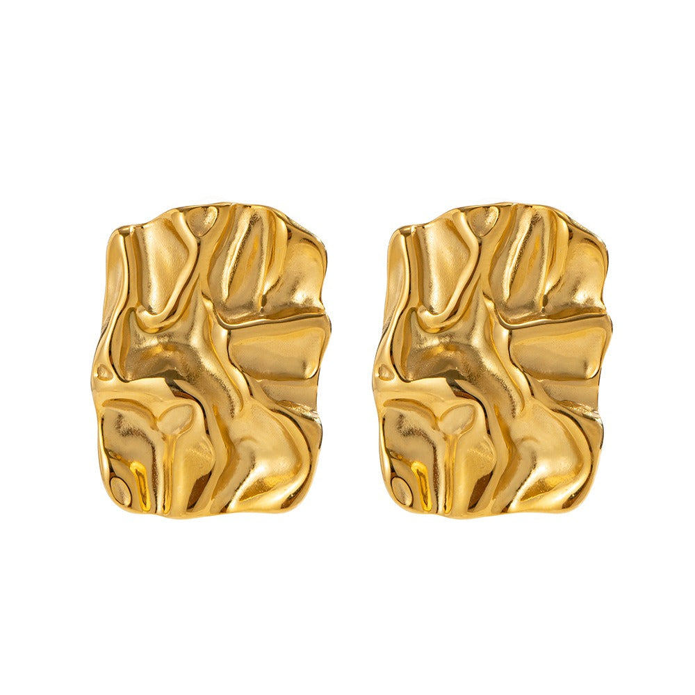 18K gold earrings, rings, and bracelets for a luxurious and high-end look Vera Lux