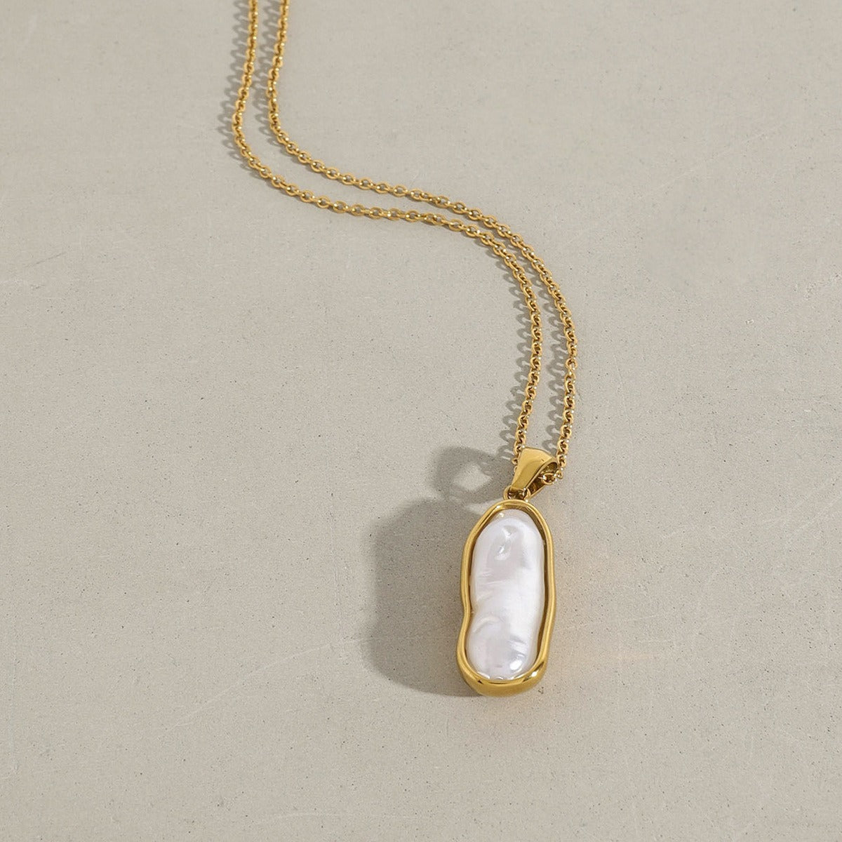 18K gold inlaid irregular pearl design light luxury noble pendant necklace Vera Lux
