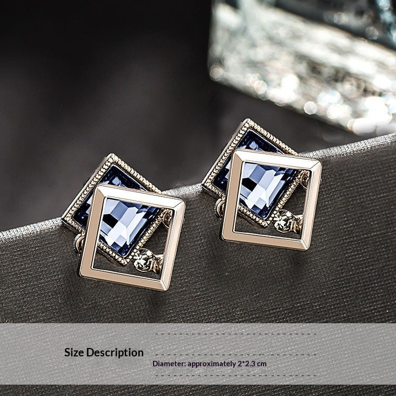 High-end Light-luxury And Elegant Stud Earrings Vera Lux