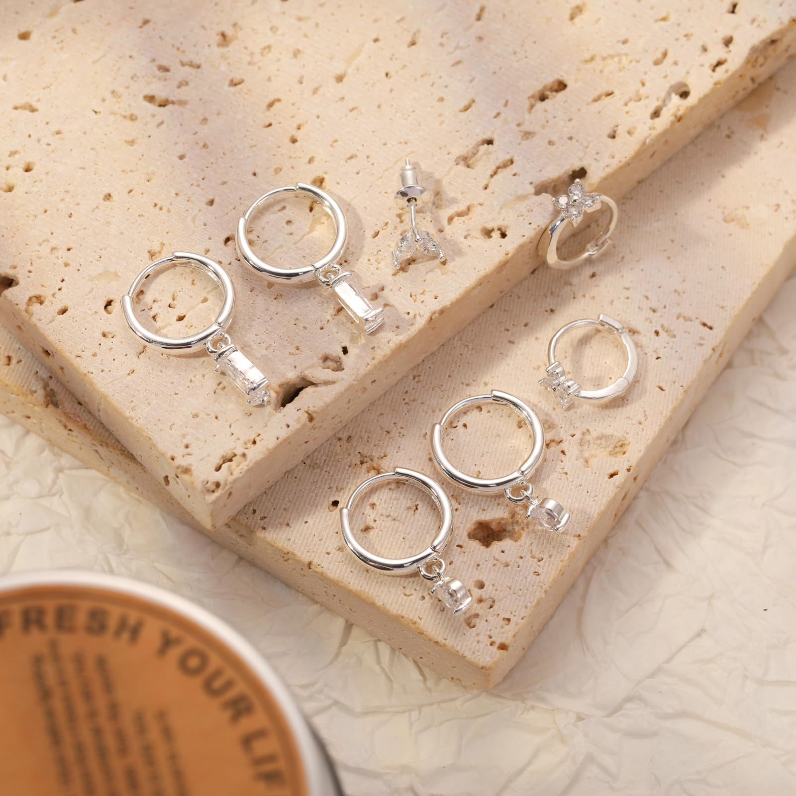 Fashionable Minimalist-style Niche-design Stud Earrings Vera Lux
