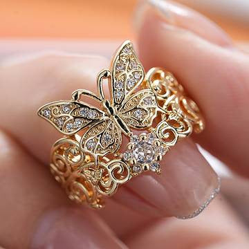 High-end Fashionable Light-luxury Ring Jewelry Vera Lux