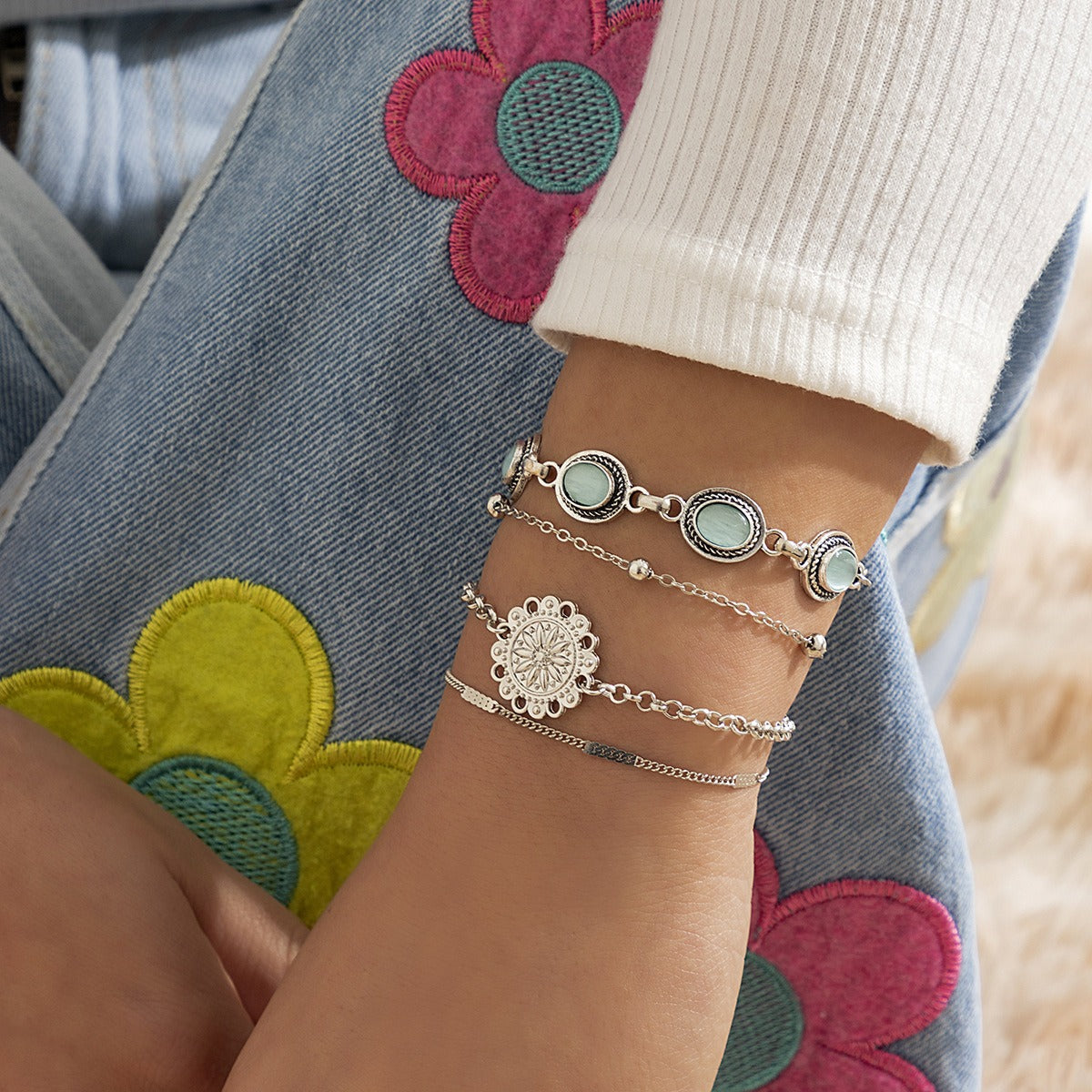 Ethnic style flower disc cat's eye gold retro bracelet Vera Lux