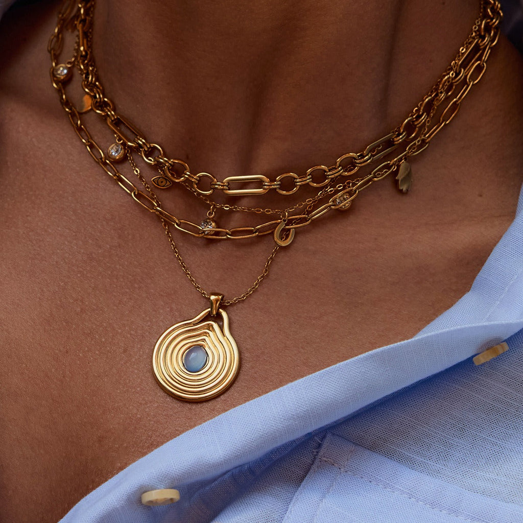 18K gold geometric inlaid gemstone with texture design classic fashion necklace Vera Lux