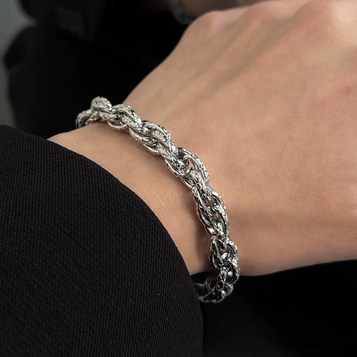 New Arrival European American Braided Twist Titanium Steel Bracelet For Men, Ins Popular Brand Premium Texture Hip Hop Niche Design Couple Matching Hand Jewelry Vera Lux