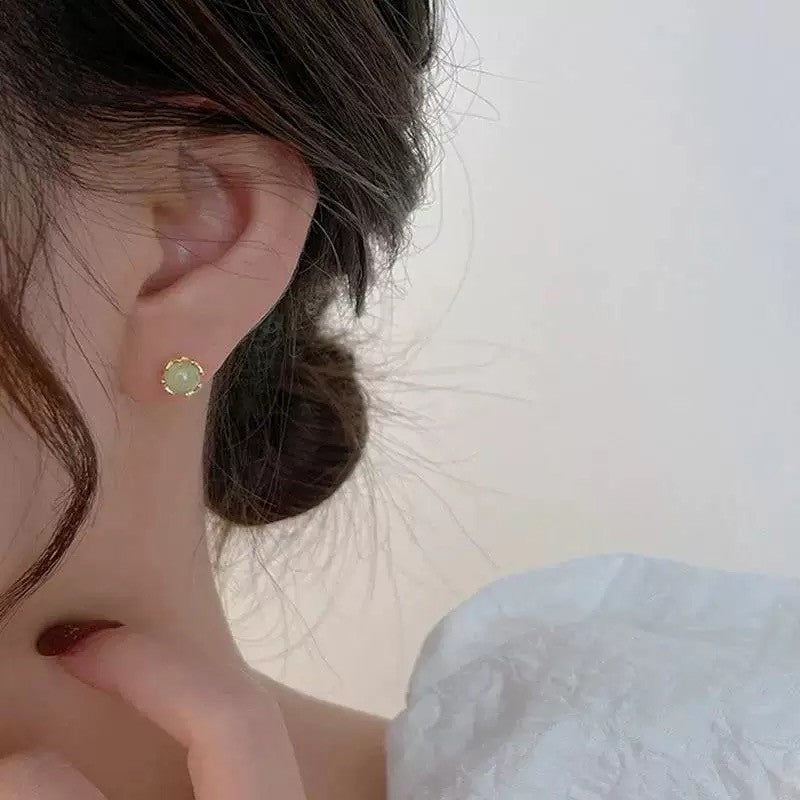 Minimal Dainty Gold Plated Heart Studs Ins Aesthetic Niche Women Accessory Vera Lux